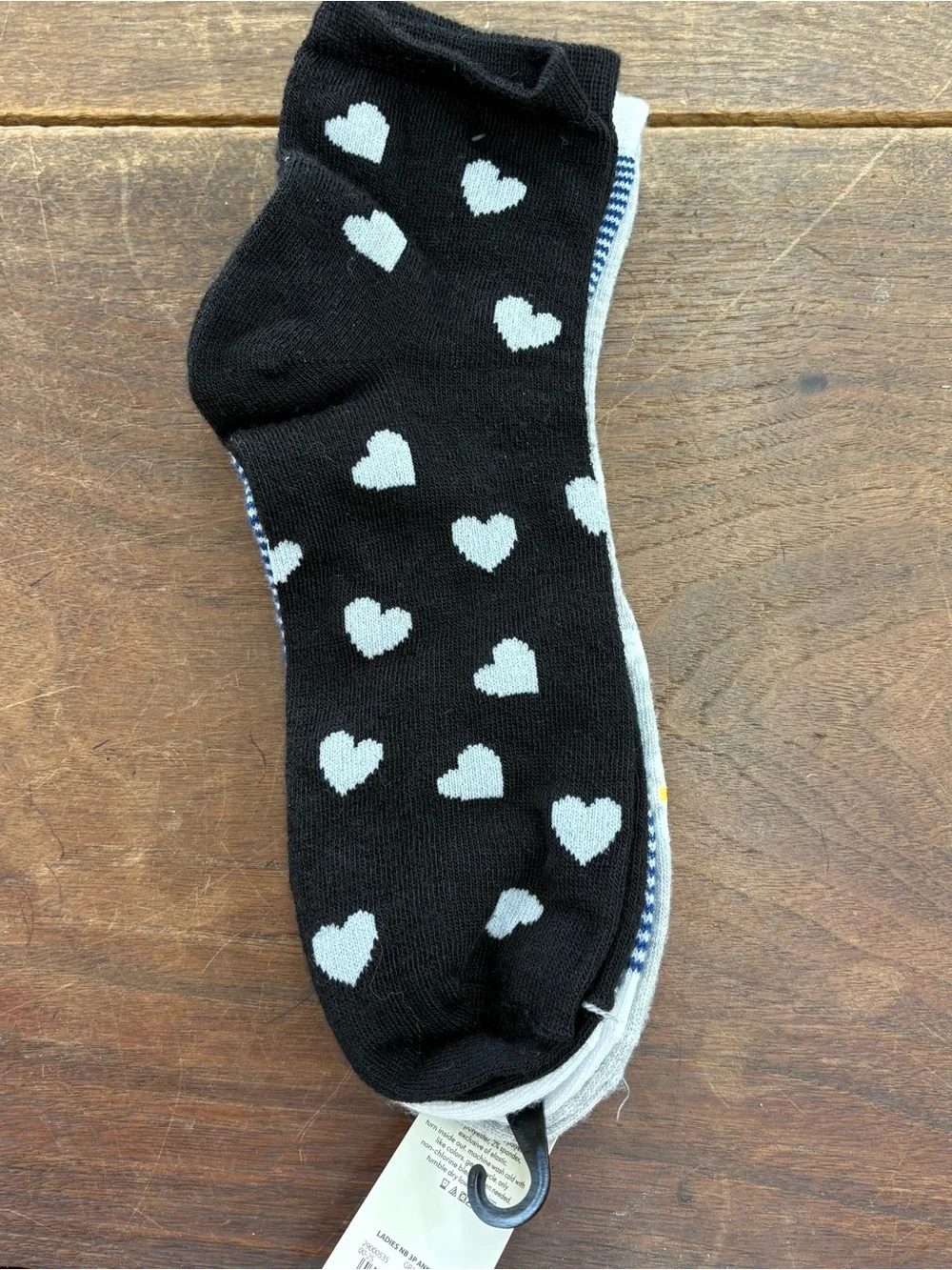 No Boundaries NWT Women’s Anklet Socks 3-Pair Pack soft girl Hearts/Flowers 4-10
